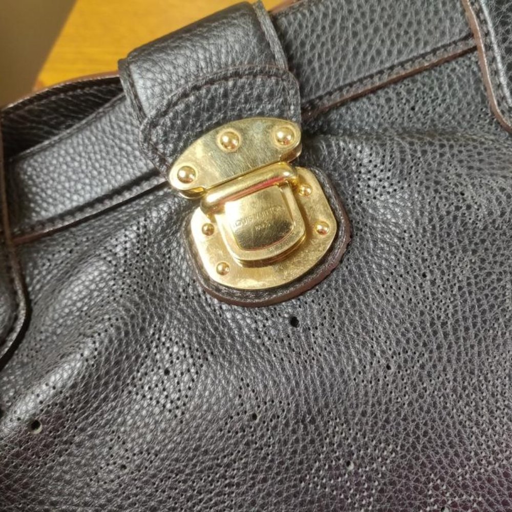 Louis Vuitton Mahina Cirrus Pm Purse Navy Blue - Picture 10 of 14